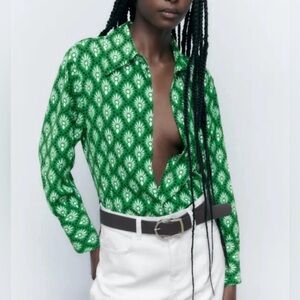 Zara Green Patterned Button Down Shirt With Balloon Sleeves And Covered Buttons